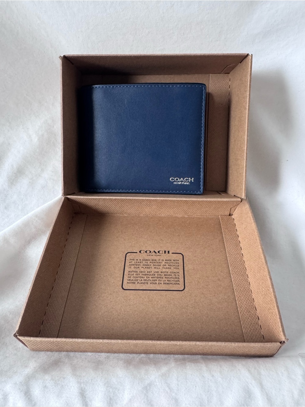 Coach CY911 Navy Full Grain Leather Bifold Wallet NWT Men’s